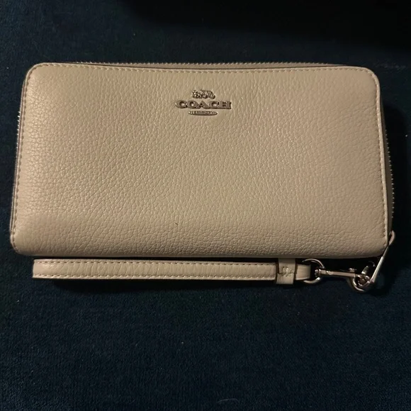 Long Zip Around Wallet - Picture 4 of 7